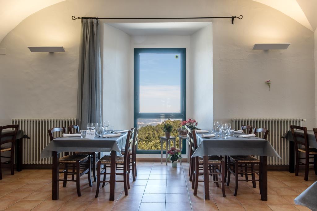 Hostatgeria Restaurant Els Angels Hotel Madremanya Kültér fotó